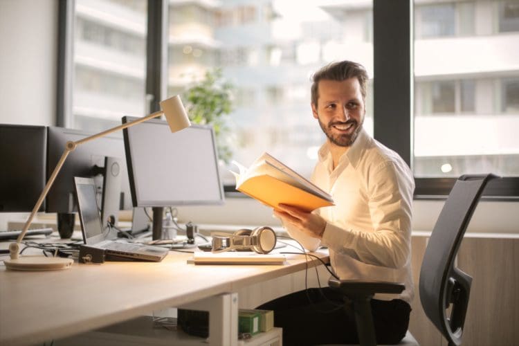 the result of an intelligent office refurbishment: an employee with good mental health