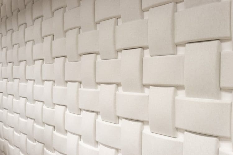 Acoustic office wall with removal pieces