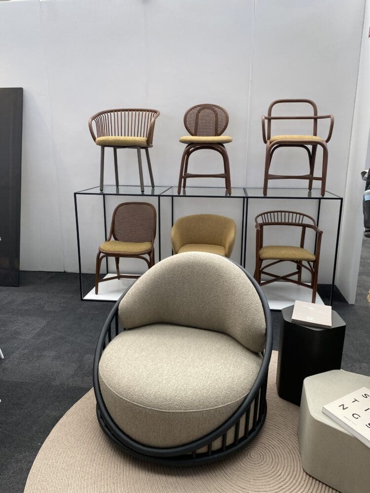 Expormim classic office furniture design.