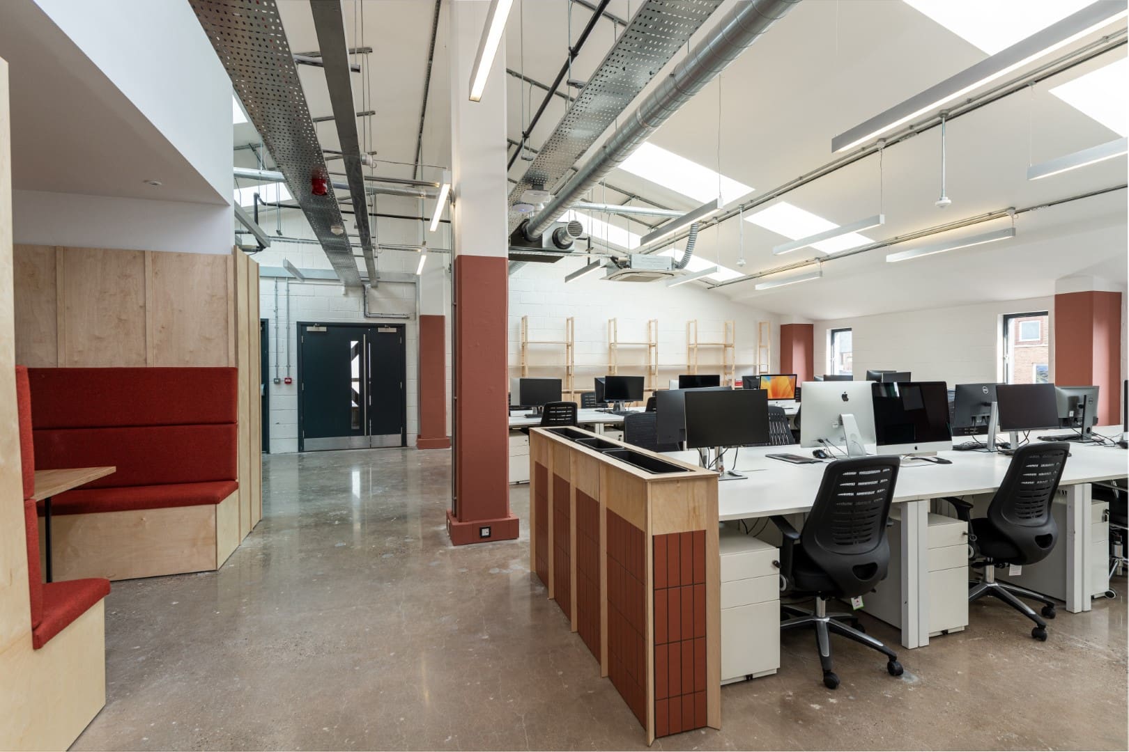 Office fit out London with polished concrete floor and modern office furniture solutions.